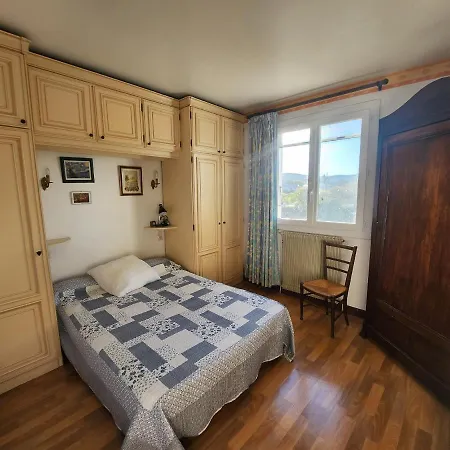 Vakantiehuis Entre Vignes Et Chateaux Douzens
